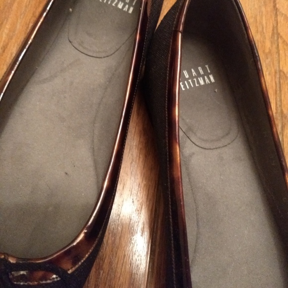 Stuart Weitzman flats with tortoise trim - Picture 3 of 4